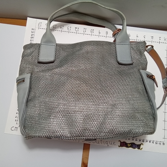 FOSSIL blues and creams purse by Fossil - Picture 1 of 6